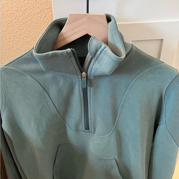 Lululemon Softstreme Green Quarter-Zip Pullover size 6 - Picture 2 of 4
